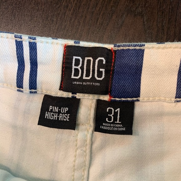 Urban Outfitters BDG shorts - Picture 3 of 4